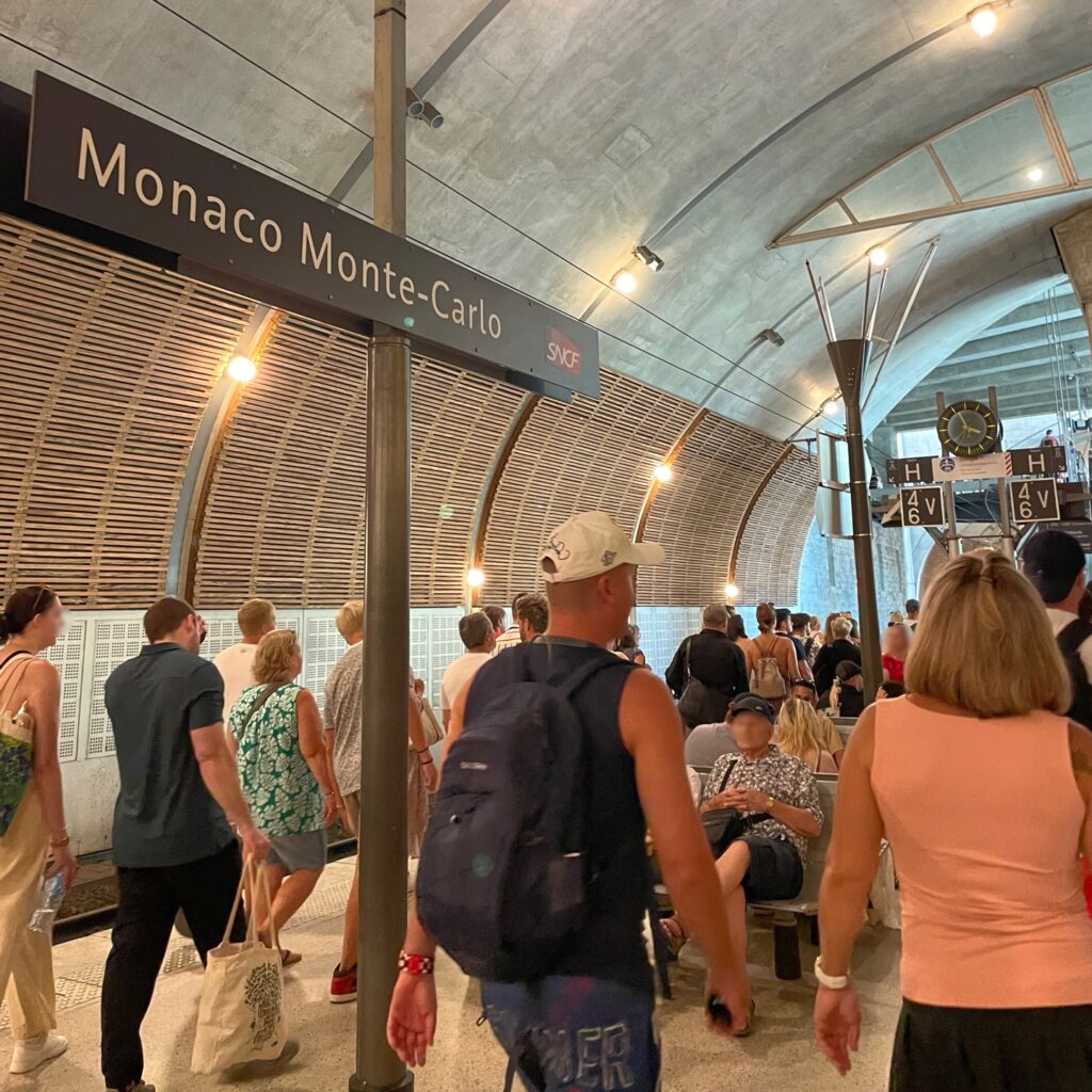 モナコ・モンテカルロ駅