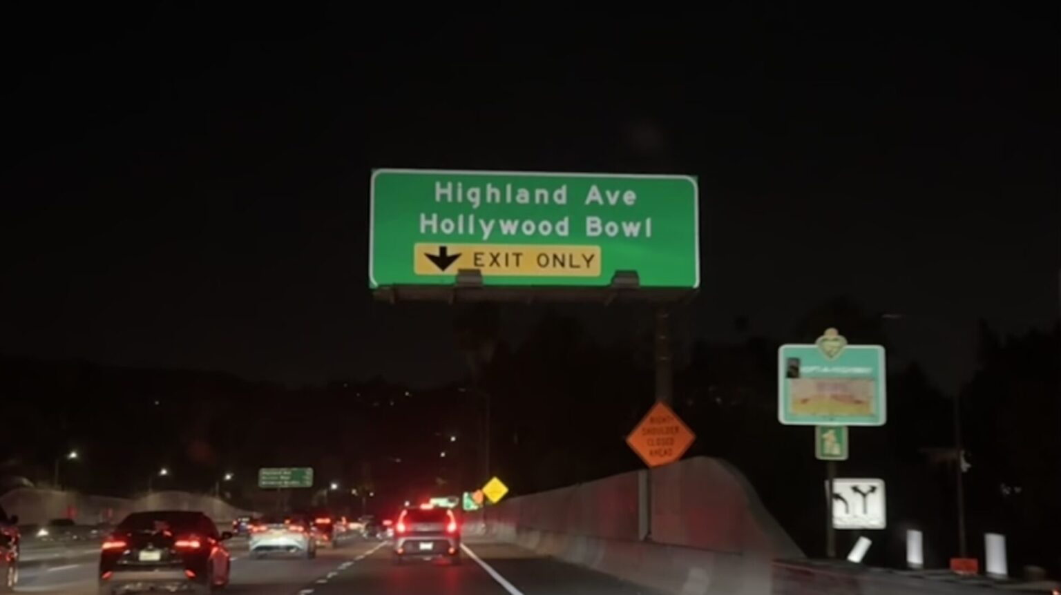 ハリウッドボウルで野外コンサート鑑賞 Nightmare Before Christmas 旅するカップル