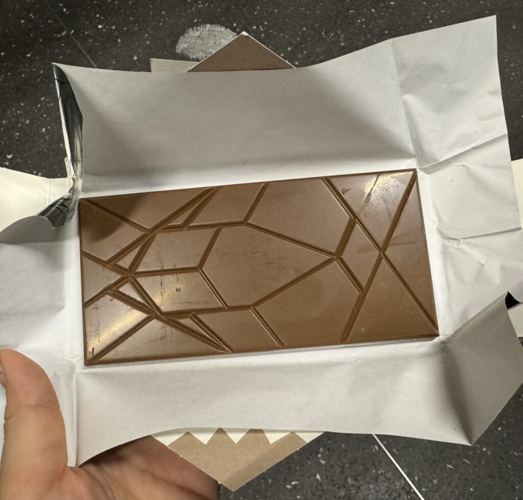 レイキャビクのチョコレートブランド「omnom」