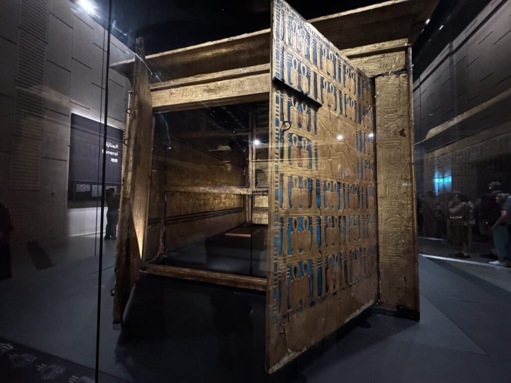 ツタンカーメン副葬品 厨子