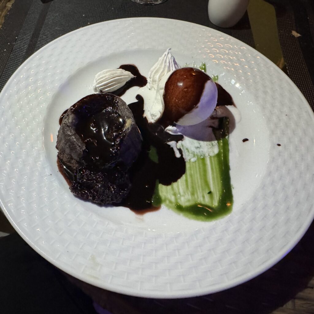 アスワン オベリスク ナイル ホテル レストラン