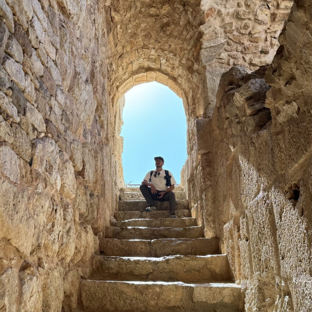 アジュルン城:階段