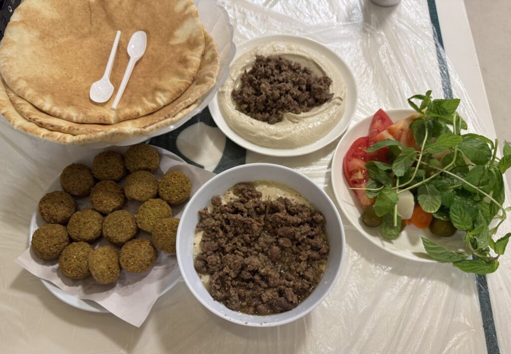 ヨルダングルメ：Hashem Restaurant フムス