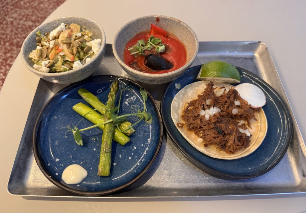 ラスベガス空港のCapital One Lounge：お料理