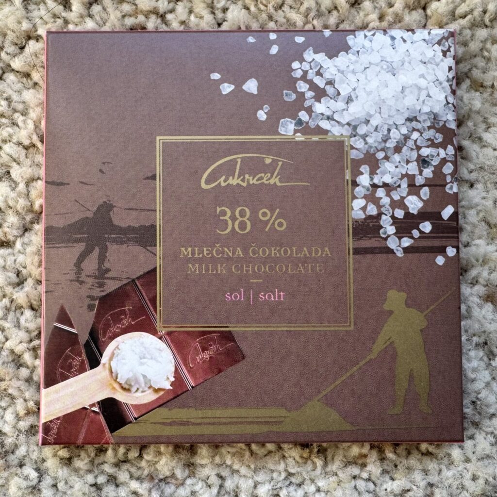 Čokoladnica Cukrčekの塩入りチョコレート